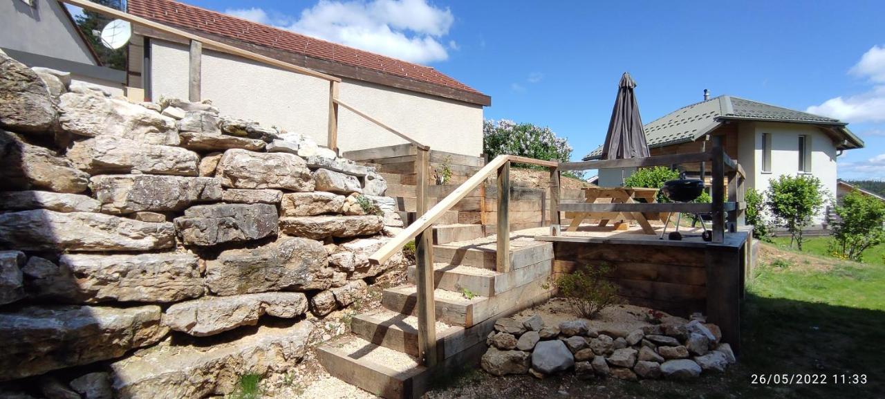 Cahute De Montagne Pour Profiter Du Haut Jura Prémanon Zewnętrze zdjęcie
